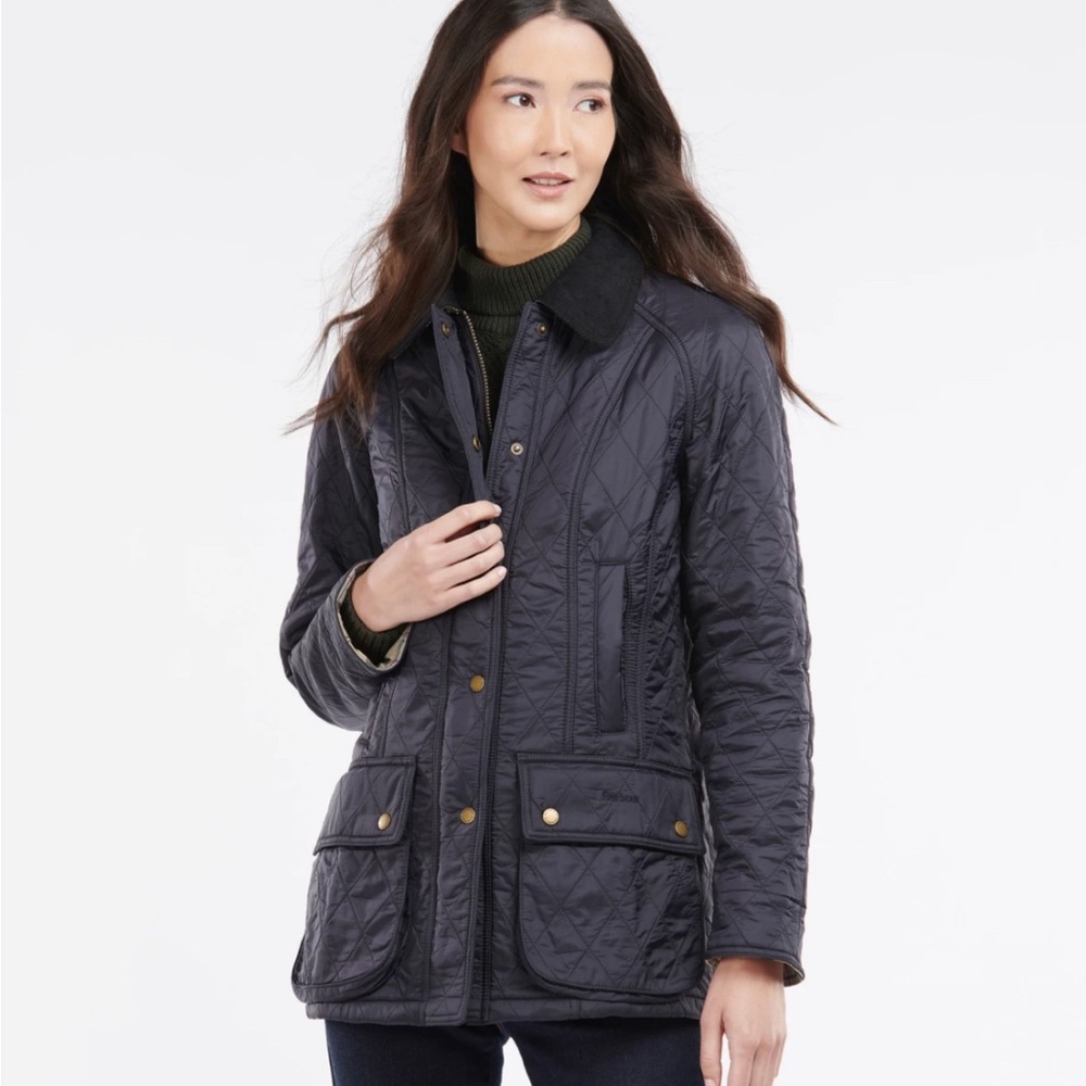 Worn once Barbour Navy Beadnell Polarquilt Jacket size 2